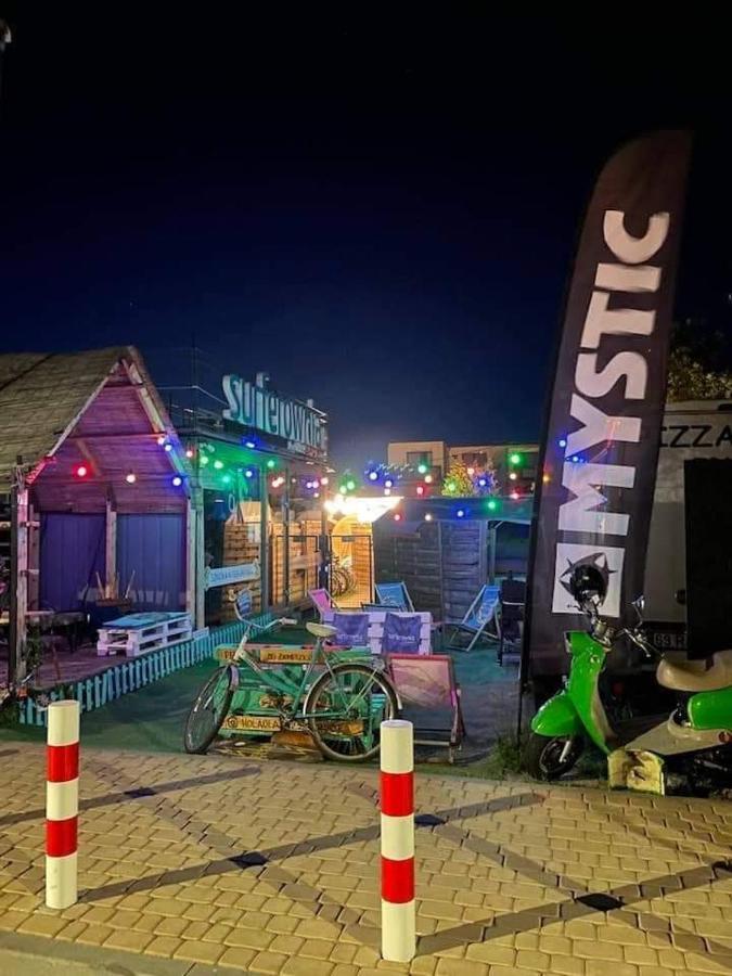 Przyczepa Niewiadow Surf Wioska Lejlighed Jastarnia Eksteriør billede